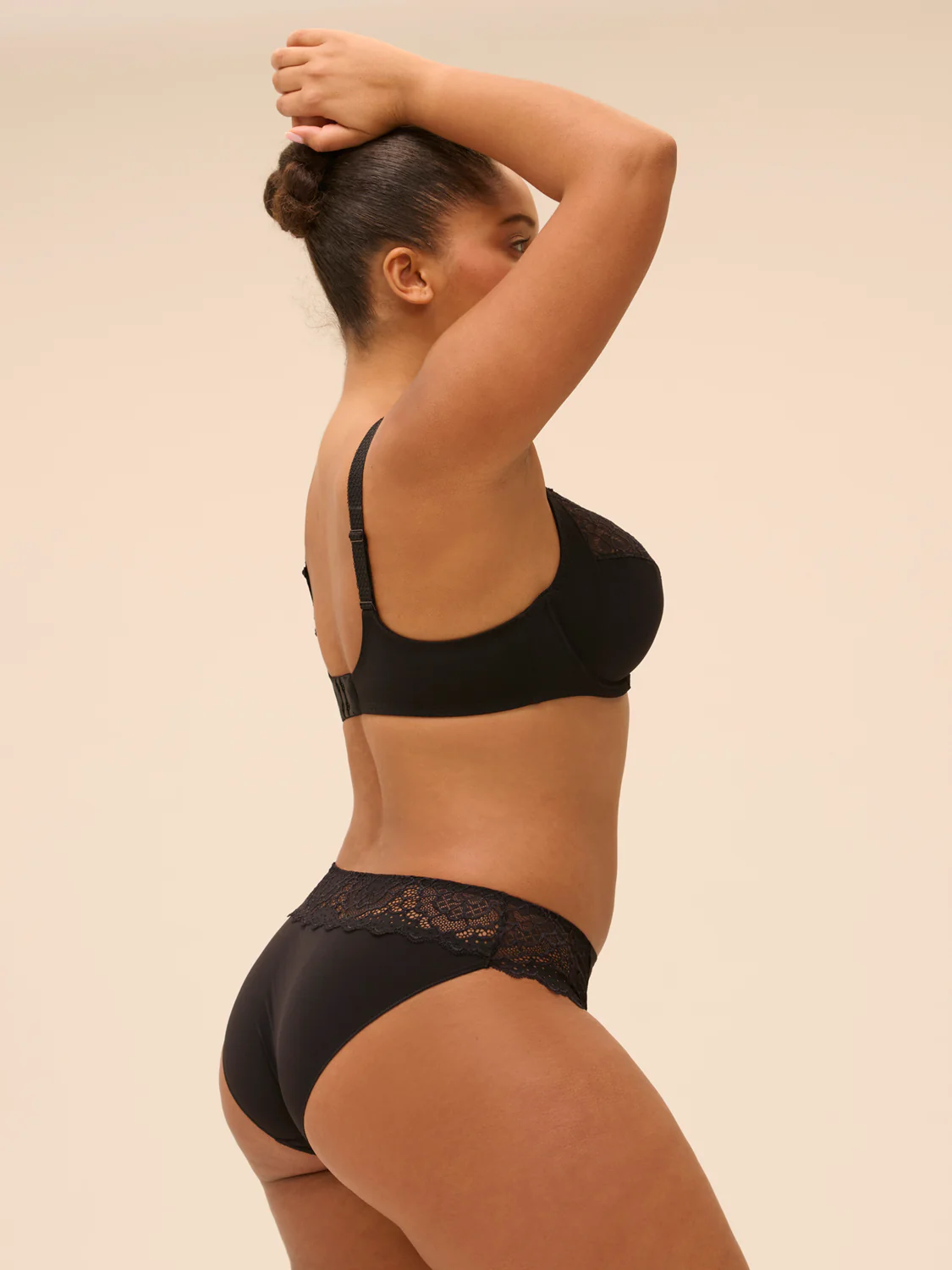 Full cup support bra - Black - Image 6