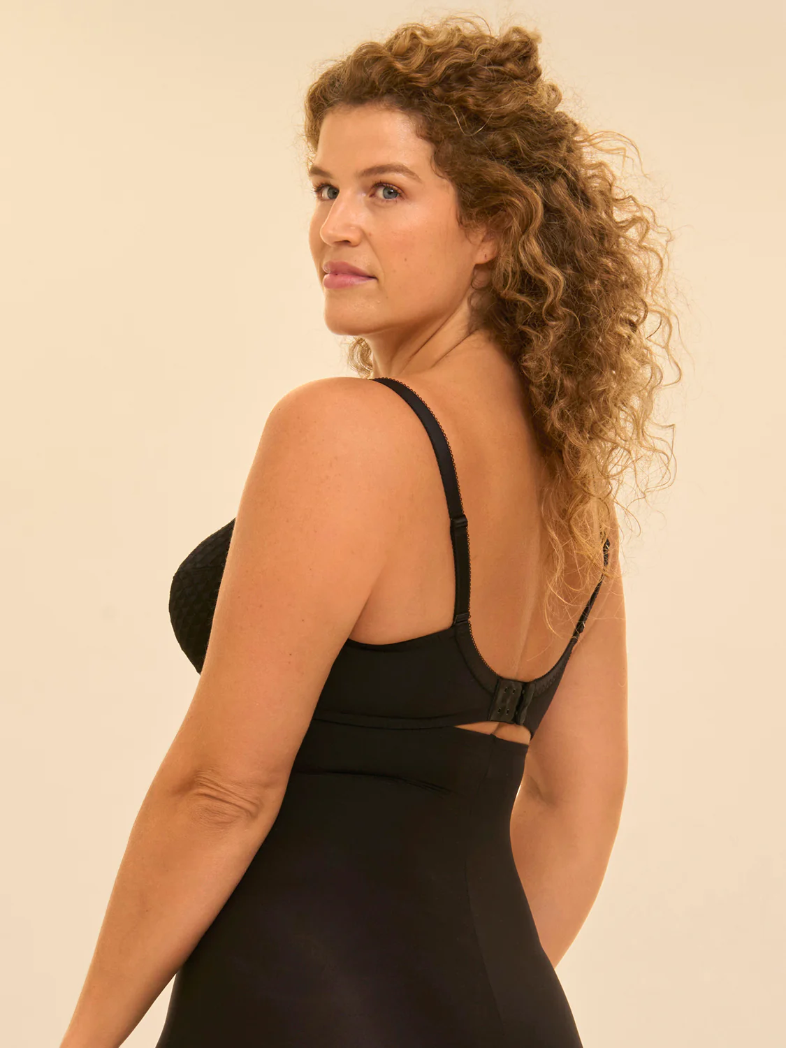 Full cup support bra - Black - Image 2