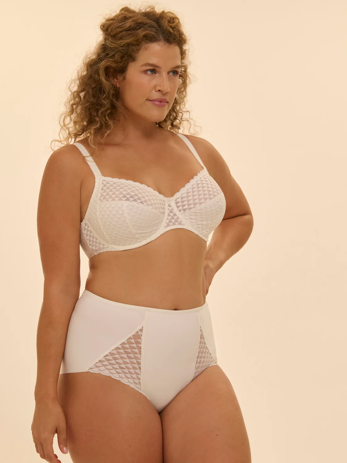 Full cup support bra - Natural - Image 4
