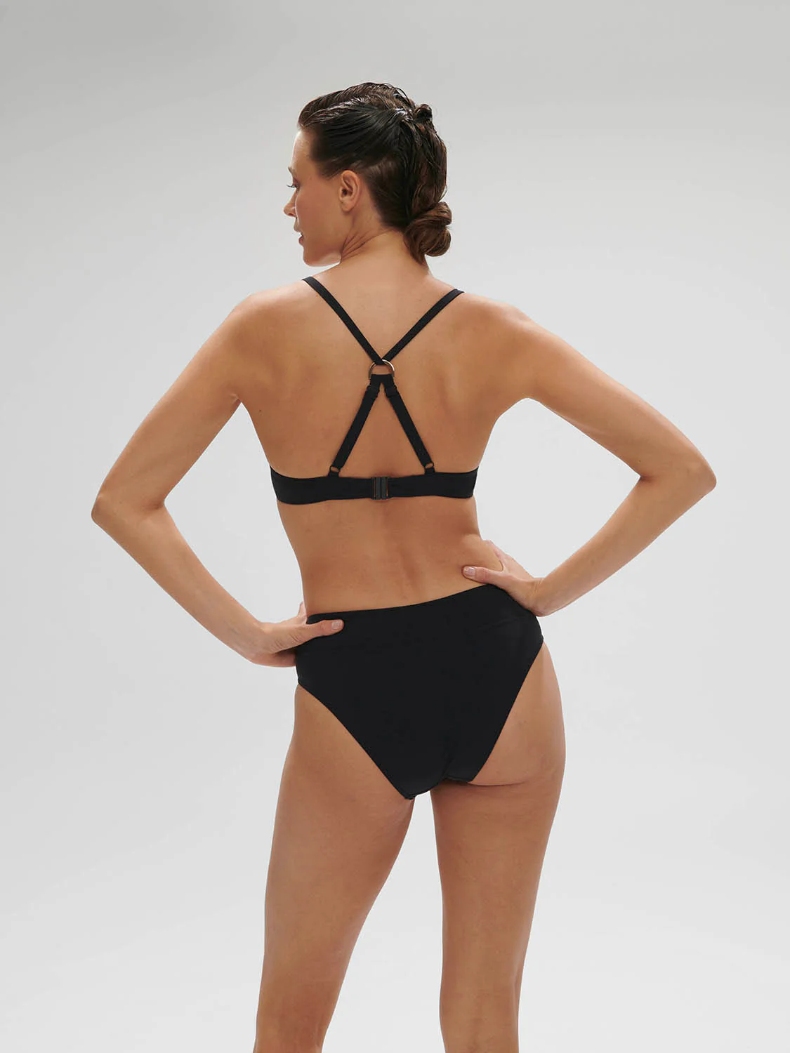High-waist bikini brief - Black - Image 5
