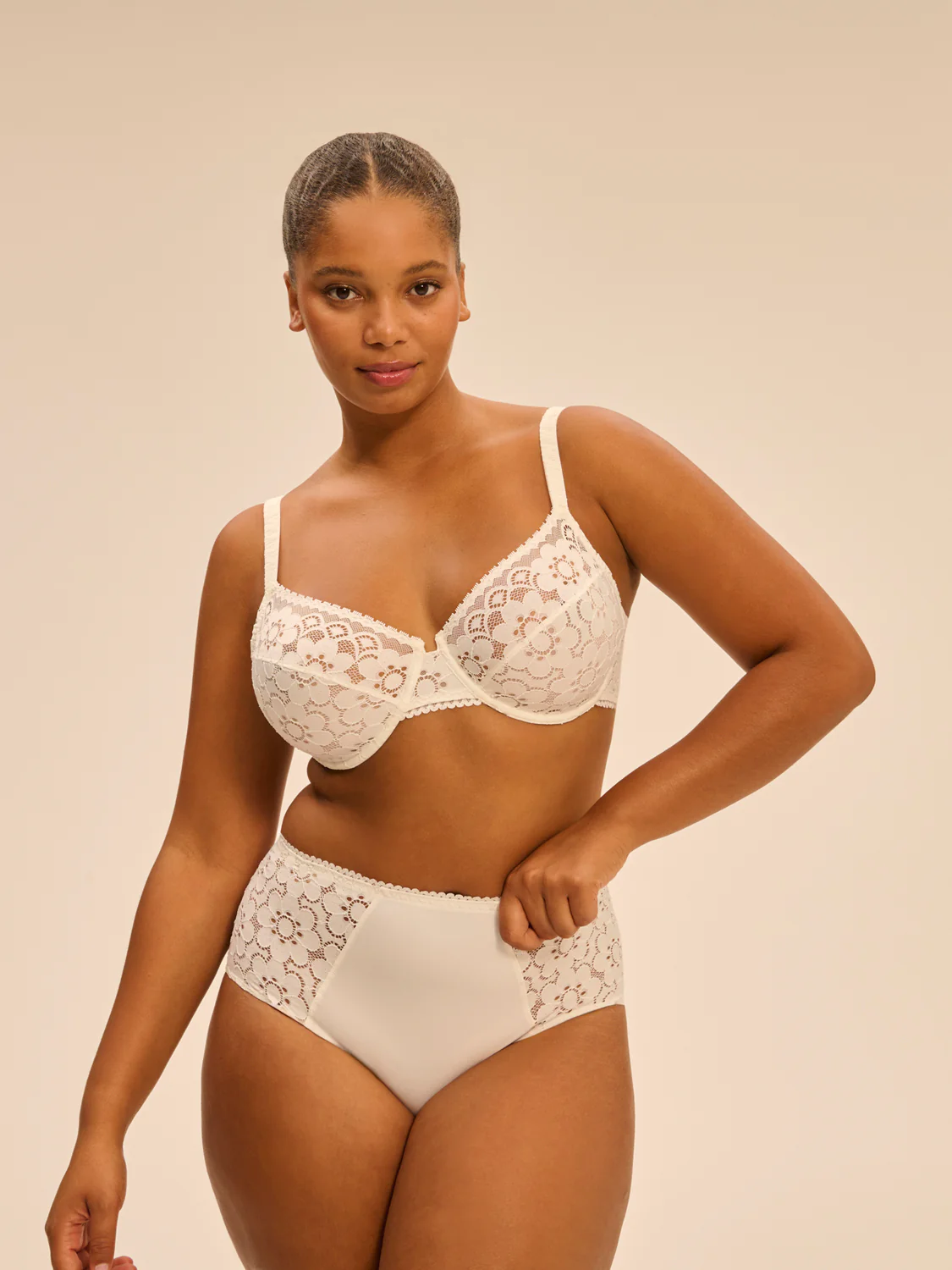 Moulded underwired bra - Natural - Image 12