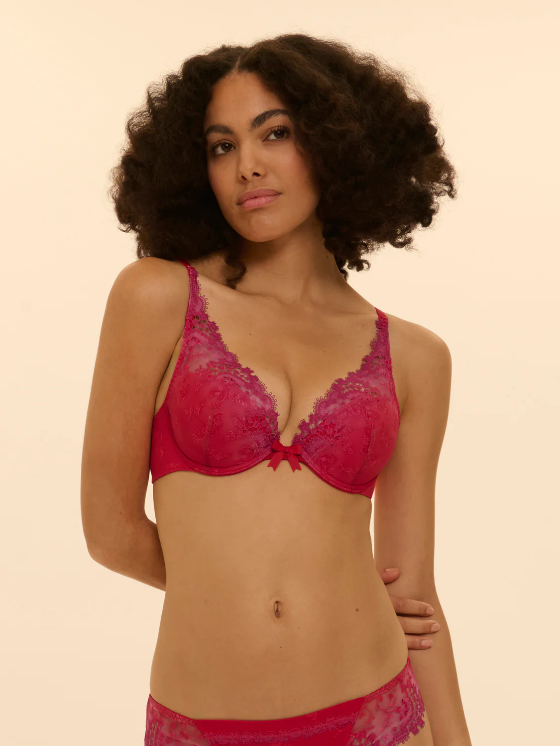 Plunging push-up bra - Rainbow Red