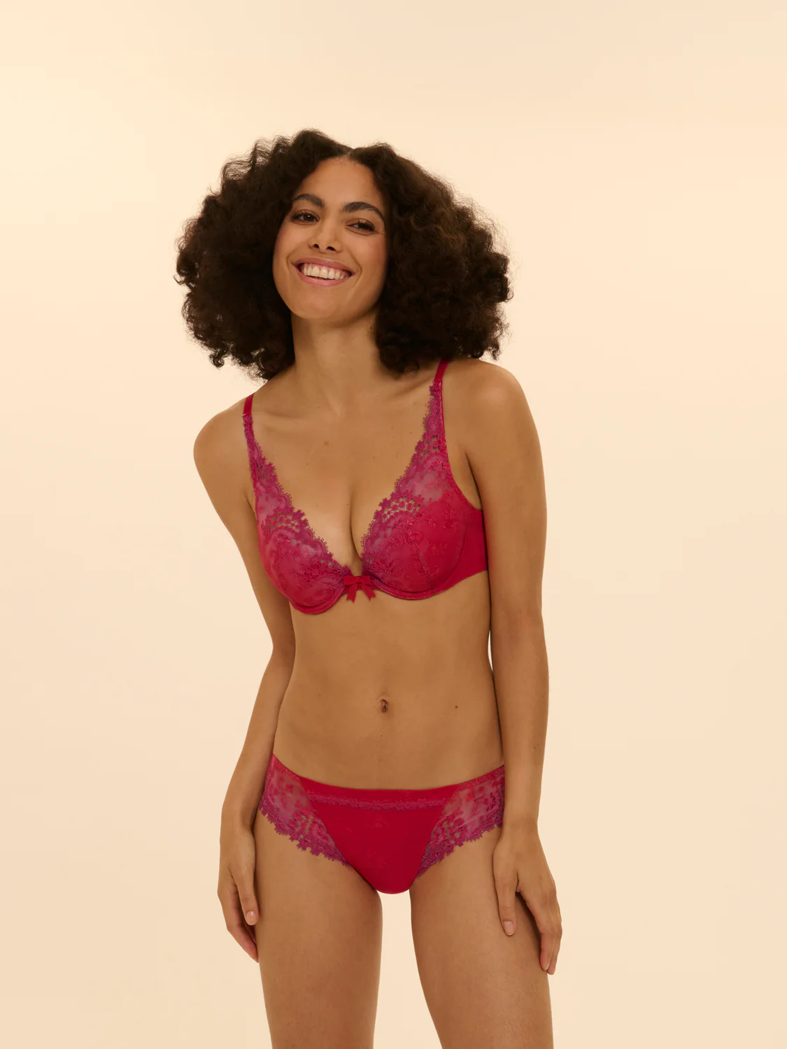 Plunging push-up bra - Rainbow Red - Image 4