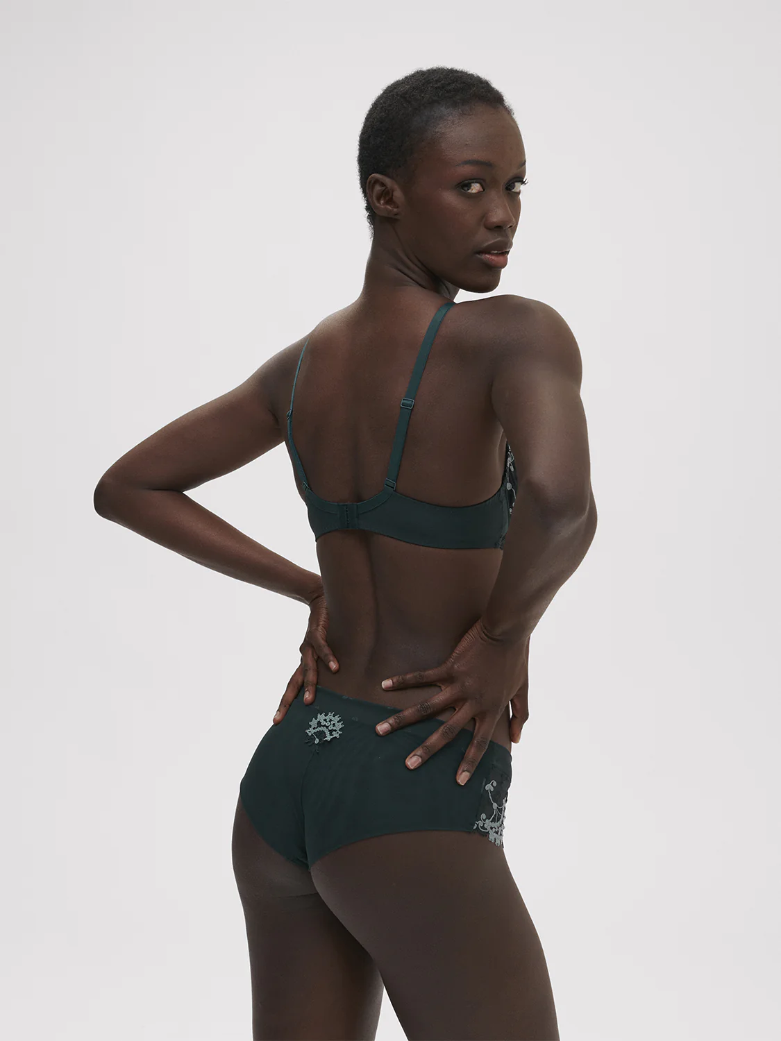 Shorty - Kolsaï Green - Image 5