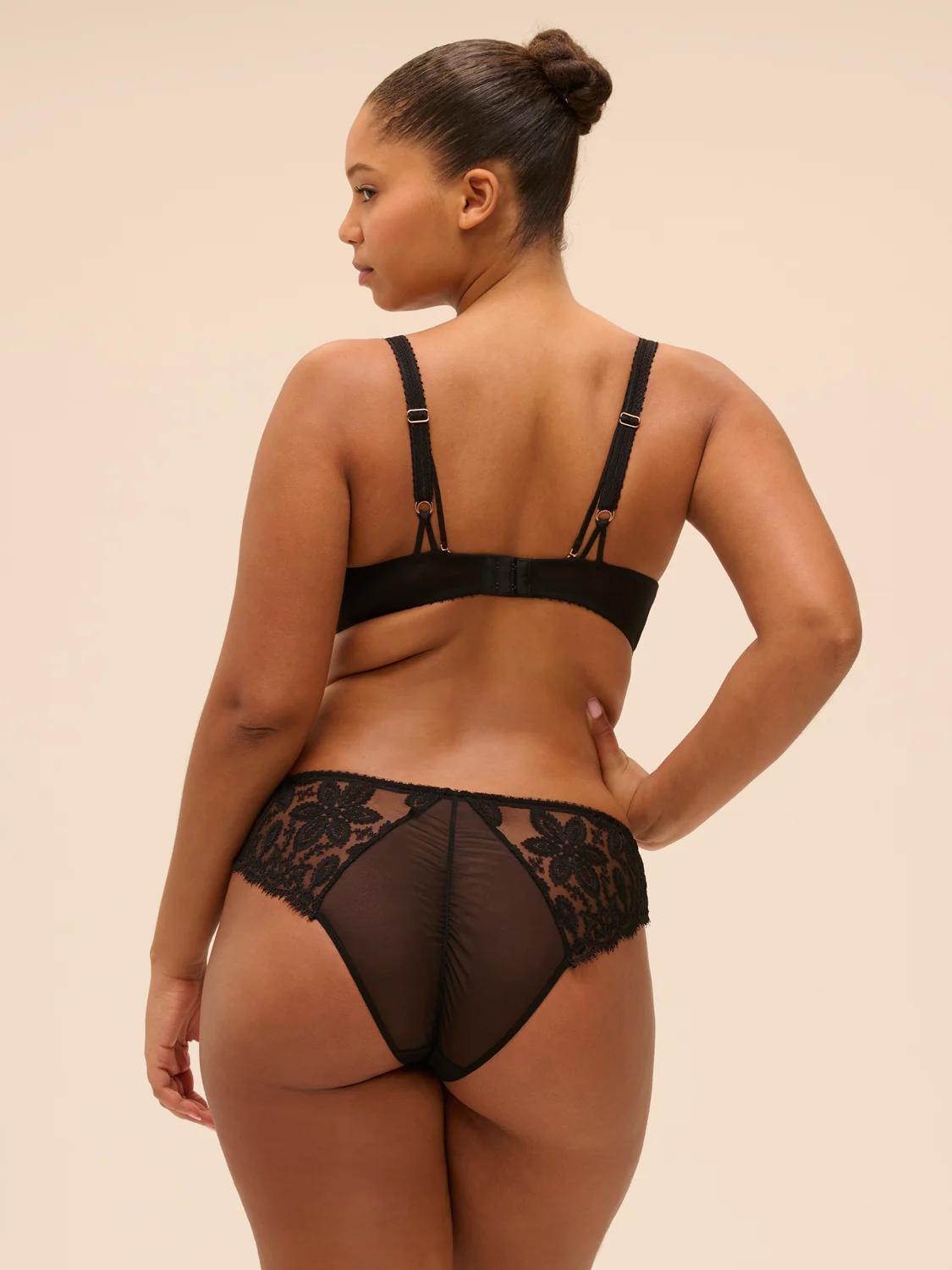 Underwired bra - Black - Image 17